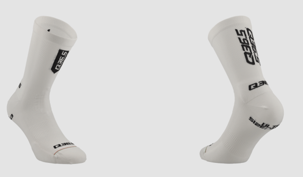 Q36.5 Pro Cycling Team Ultra Socks
